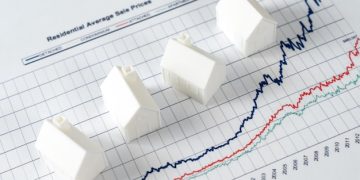 Interest Rate Hike: Mortgage Rates Surge by 0.75% - What It Means for You - Cover Image