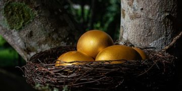 Decode US Retirement Changes: Maximize Your 401(k) by 2025 - Cover Image